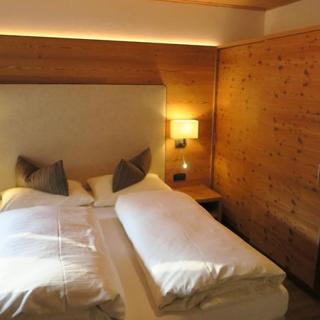 Garni Salegg Aparthotel Ortisei Exterior photo